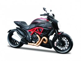 Motocykl Ducati Diavel Carbon 1/12 Maisto