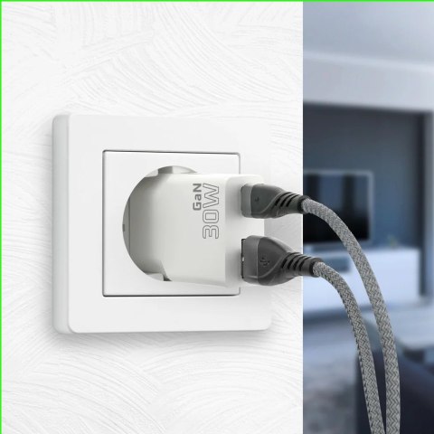 Ładowarka sieciowa SUPER SLIM QC 3.0 30W 1XUSB 1XUSB-C biała SC-380Q EverActive