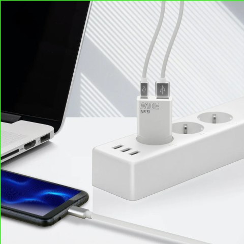 Ładowarka sieciowa SUPER SLIM QC 3.0 30W 1XUSB 1XUSB-C biała SC-380Q EverActive