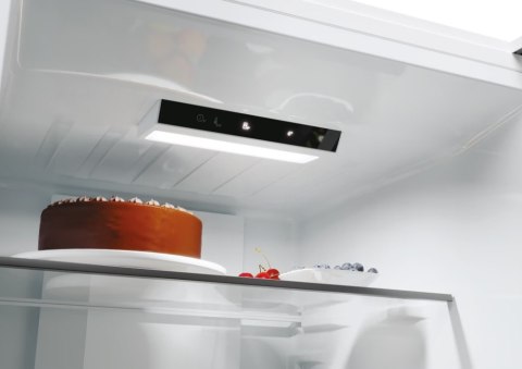 Chłodziarko-zamrażarka ECN2CQTEW186 Candy