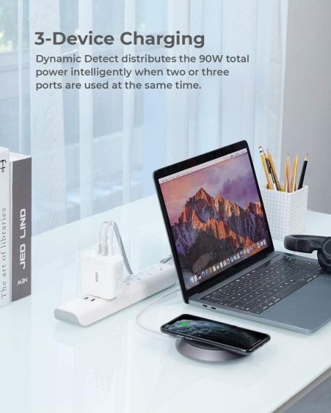 PA-B6S White Omnia Mix GaN ładowarka sieciowa 3xUSB (2xUSB C+1xUSB A) 90W AUKEY