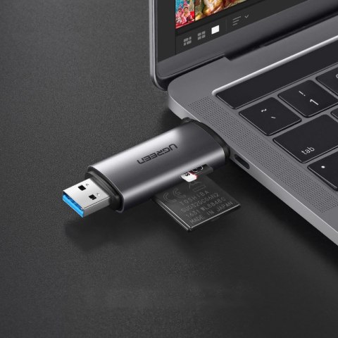 Uniwersalny czytnik kart SD micro SD na USB 3.0 i USB-C 3.0 szary UGREEN