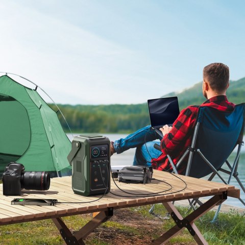 Powerbank turystyczny 75000mAh 100W USB-C USB-A lampka sygnał SOS - zielony JOYROOM