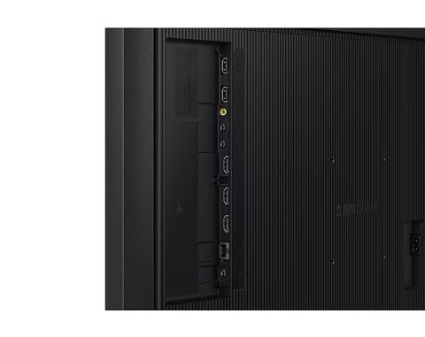 Monitor profesjonalny QM32C 32 cale Błyszcząca/IPS 24h/7 400(cd/m2) 1920x1080 (FHD) S10 Player (Tizen 7, VXT Ready) Wi-Fi/BT 3 l Samsung