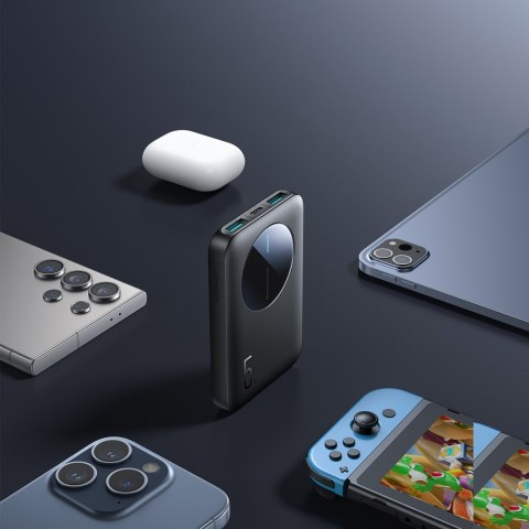 Powerbank JR-PBF13 5000mAh 2.4A 2x USB-A 1x USB-C - czarny JOYROOM