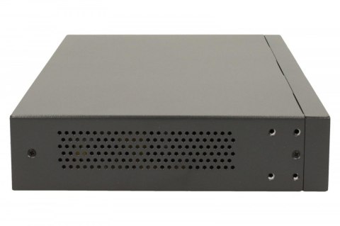 SF1016DS switch L2 16x10/100 Desktop TP-LINK