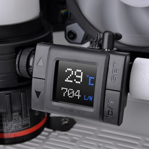 Chłodzenie wodne - TF2 LCD Monitor Temp, Przepływ RGB plus Thermaltake