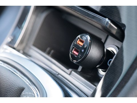 Ładowarka samochodowa Qualcomm Quick Charge 3.0, 2xUSB (3A/2.4A), czarno-srebrna EDNET