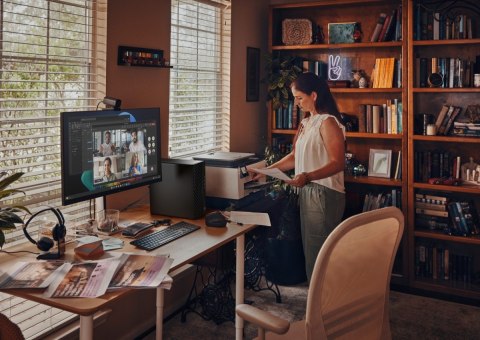 Komputer ProDesk 4 Tower G1i Desktop AI PC U5-225 512/16/W11P 9H7U6ET HP Inc.