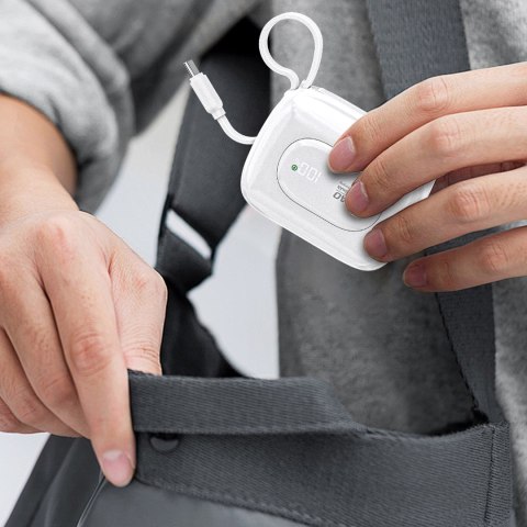 Powerbank K32 10000 mAh z wbudowanym kablem USB-C iPhone Lightning 22.5W - biały DUDAO