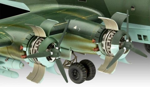 Model plastikowy Samolot Focke-Wulf Fw 200 C-5/C-8 Revell