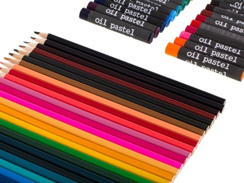 Zestaw plastyczny do malowania w walizce 145el różowy Kik Sp. z o. o. Sp. k.