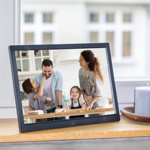 Ramka na zdjęcia cyfrowa SDF 1571 BK Ramka Foto 15 cali Sencor