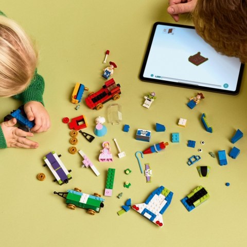 Klocki Disney 43264 Toy Story - Okolicznościowy pociąg i Pan Sterowany LEGO