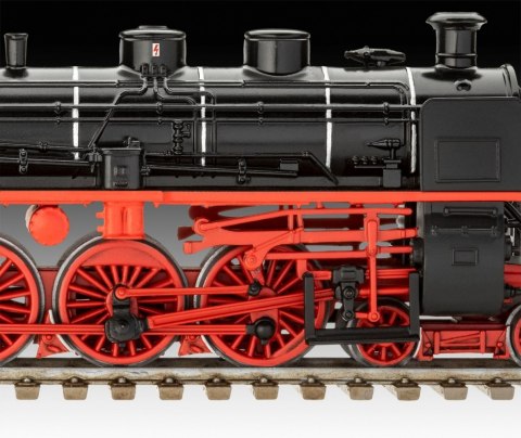 Model do sklejania Lokomotywa Express Locomotive BR18 1/87 Revell