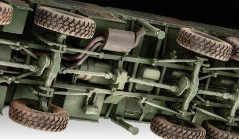 Model plastikowy Ciężarówka Man 10T Milgl 8x8 1/35 Revell