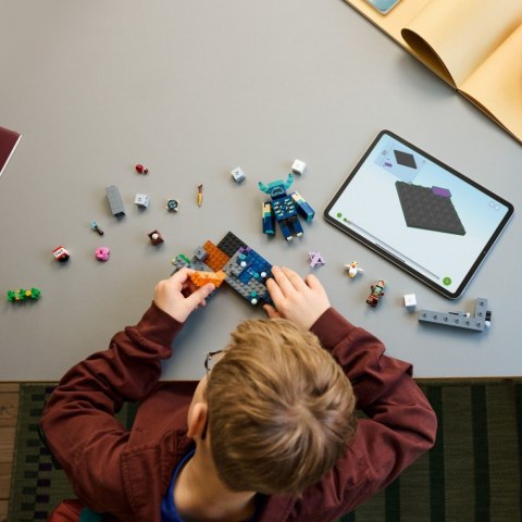 Klocki Minecraft 21274 Spotkanie ze strażnikiem LEGO