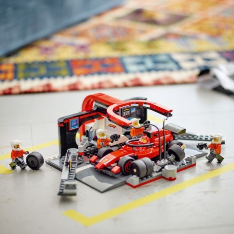 Klocki City 60443 F1 Pit stop i mechanicy z bolidem Ferrari LEGO