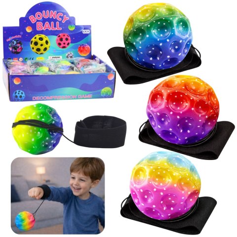 Piłka Do Odbijania Na Gumce Sensoryczna Z Wgłębieniami Kolorowa 6 cm LEAN TOYS