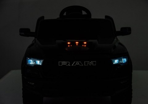 Auto Na Akumulator ZB618 Dodge Ram Czarny LEAN CARS