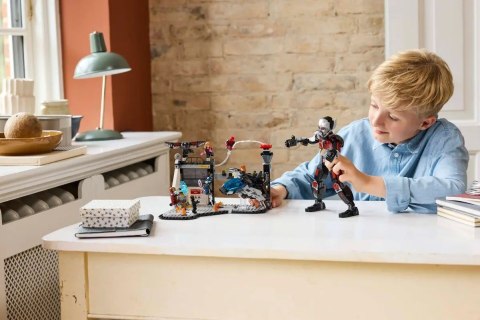 LEGO Marvel Super Heroes 76314 - Kapitan Ameryka: Wojna bohaterów - bitwa