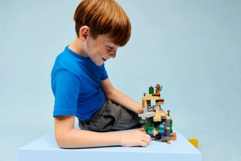 LEGO Minecraft 21587 - Loch zombie