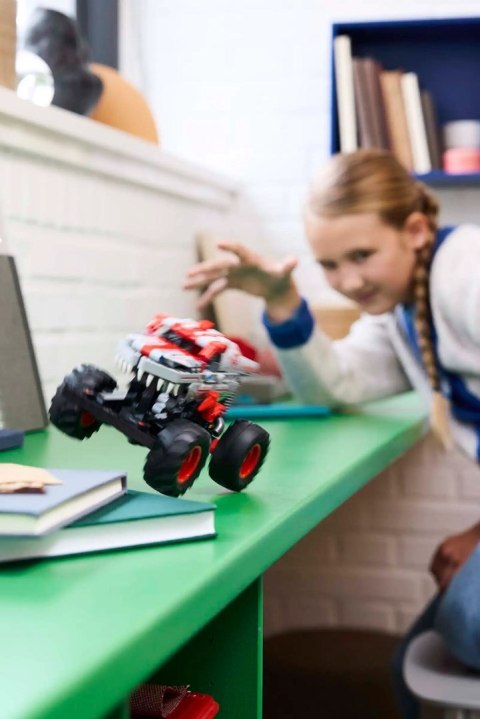 LEGO Technic 42200 - Monster Jam ThunderROARus z napędem typu pull-back