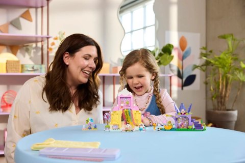 LEGO Gabby's Dollhouse 11205 - Łakociowa Góra i Kiciowy Ogródek