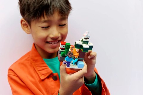 LEGO Minecraft 21583 - Przygoda Steve'a w tajdze