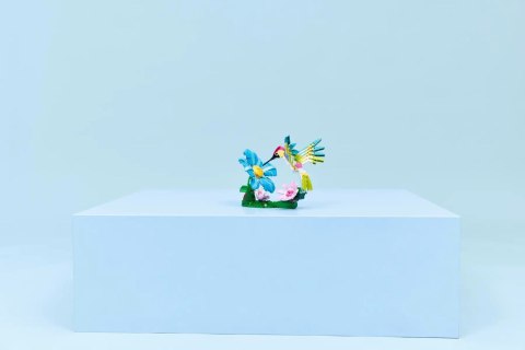 LEGO Creator 3w1 31384 - Dzikie zwierzęta: Kolorowy koliber