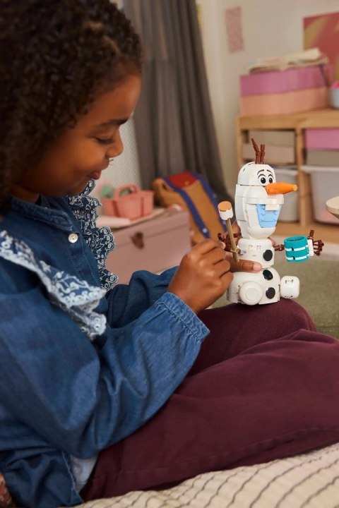 LEGO Disney 43287 - Piknik Olafa i Bruniego