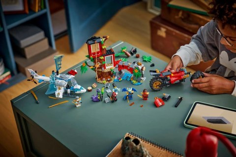 LEGO Ninjago 71857 - Bitwa ninja: Domek na drzewie z pojazdami