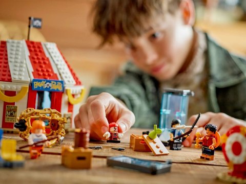 LEGO One Piece 75637 - Namiot cyrkowy klauna Buggy'ego