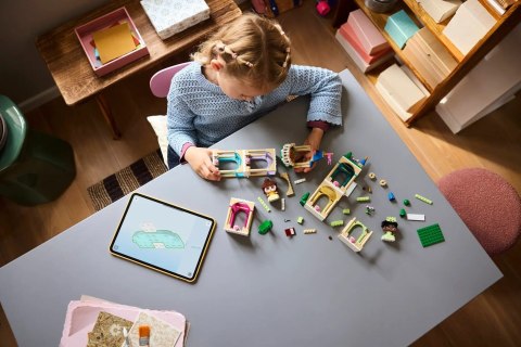 LEGO Disney 43291 - Mała Bella i Tiana z zamkiem