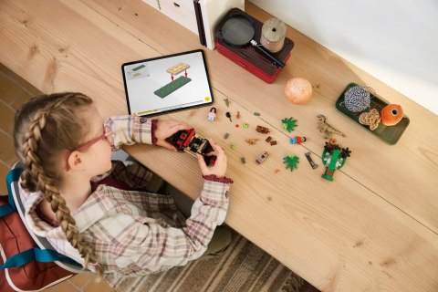 LEGO Jurassic World 76972 - Ucieczka terenówką przed raptorem