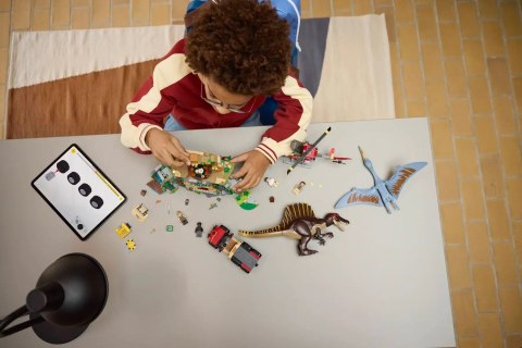 LEGO Jurassic World 76976 - Powietrzna misja z kecalkoatlem i spinozaurem