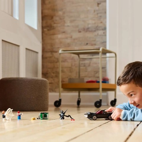 LEGO Marvel Super Heroes 76309 - Spider-Man kontra muscle car Venoma