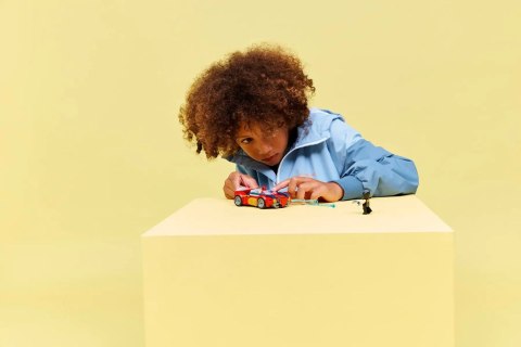 LEGO Marvel 76336 - Spider-Man w samochodzie kontra zvenomowany Wolverine