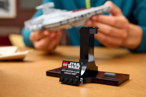 LEGO Star Wars 75404 - Krążownik szturmowy typu Acclamator