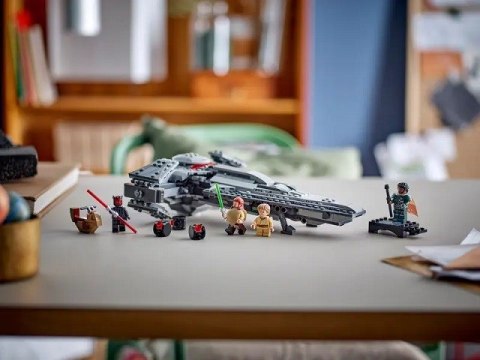 LEGO Star Wars 75383 - Infiltrator Sithów Dartha Maula
