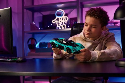 LEGO Technic 42208 - Aston Martin Valkyrie