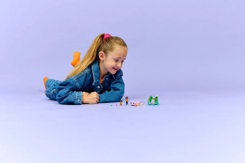 LEGO Friends 42681 - Przygoda na aksolotlowej łodzi