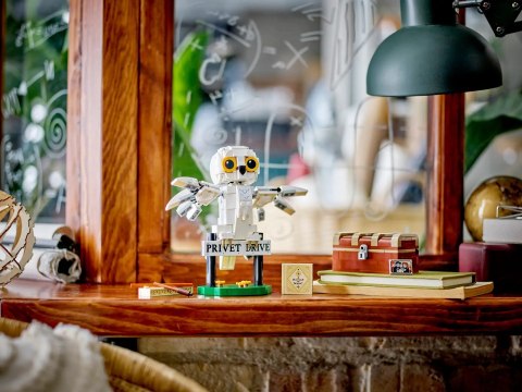 LEGO Harry Potter 76425 - Hedwiga z wizytą na ul. Privet Drive 4