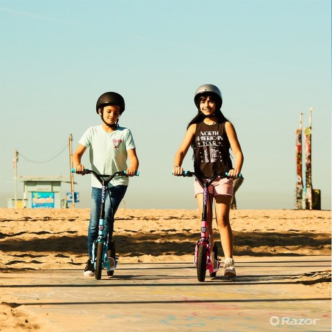 Hulajnoga Razor Flashback, różowa (13073068)