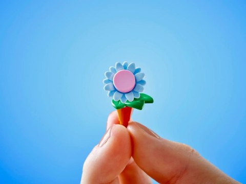 LEGO Friends 42671 - Zielona kawiarnia i kwiaciarnia