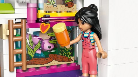 LEGO Friends 42687 - Dom rodziny Liann