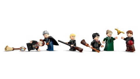 LEGO Harry Potter 76447 - Zamek Hogwart: Lekcja latania na miotle