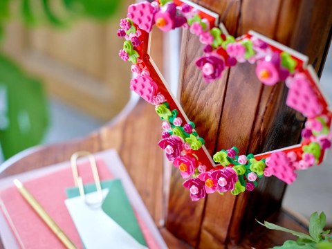 LEGO Okolicznościowe 40638 - Ozdoba w kształcie serca