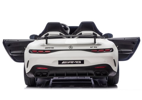 Auto Na Akumulator Mercedes GT63 AMG DK-GT63 24V LCD Biały LEAN CARS