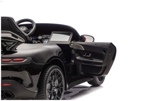 Auto Na Akumulator Mercedes GT63 AMG DK-GT63 24V LCD Czarny Lakierowany LEAN CARS